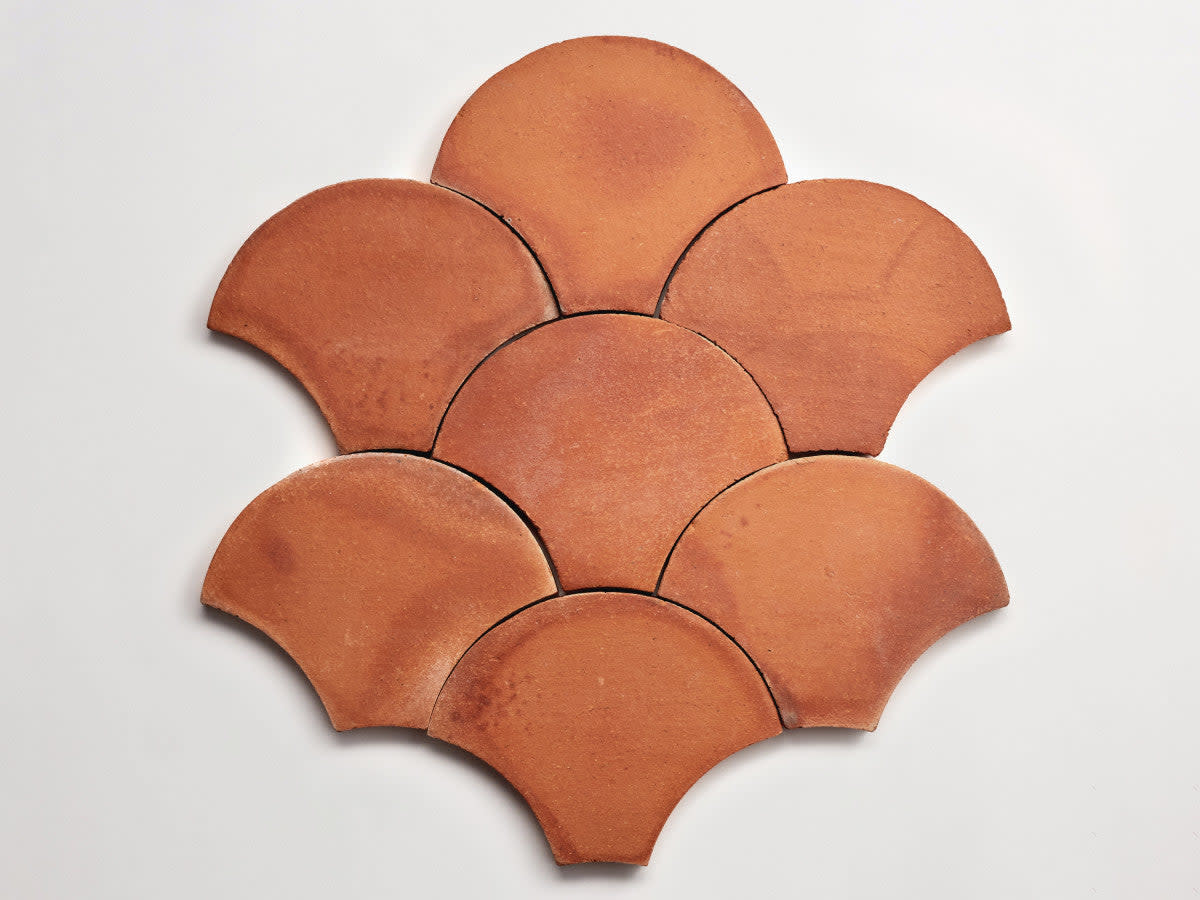 le sol: grand | scallop | unfinished | terracotta ~ 7"x5½"x½"