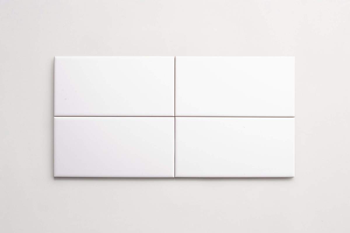 Tile ceramic white 4"x8" subway gloss.