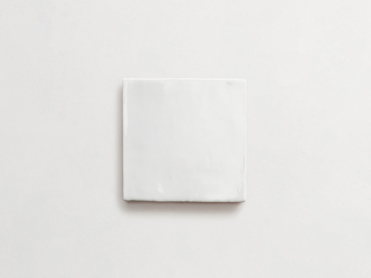 Basic Terracotta Tile 4x4 gloss White Tile.