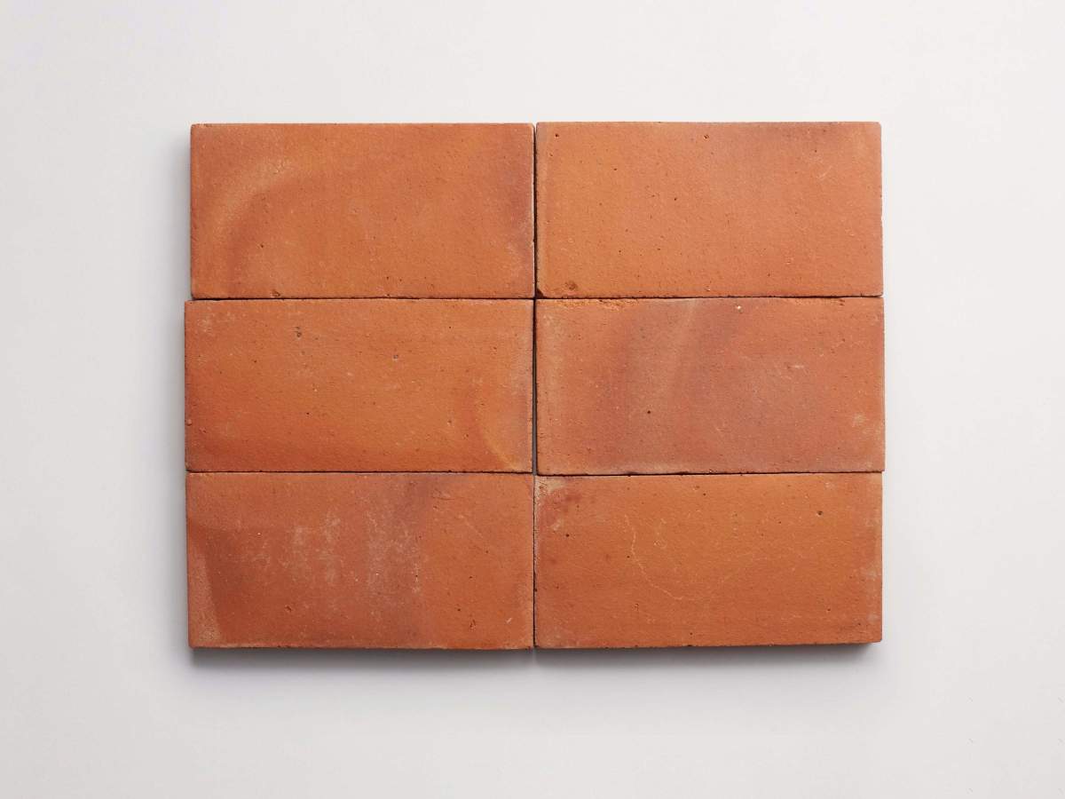 Terracotta tile le sol grand rectangle 4x8.