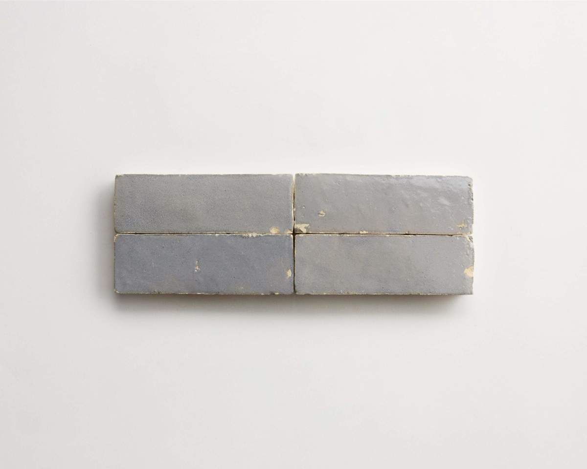 Grey zellige tile tarnished silver subway bejmat.