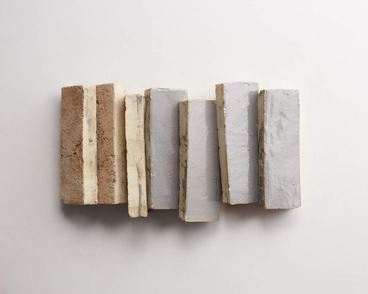 Grey zellige tile tarnished silver subway bejmat.