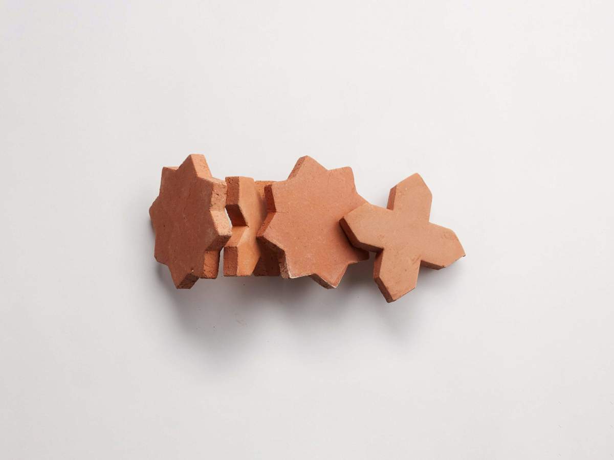 Terracotta tile le sol petit star + cross (bundle).