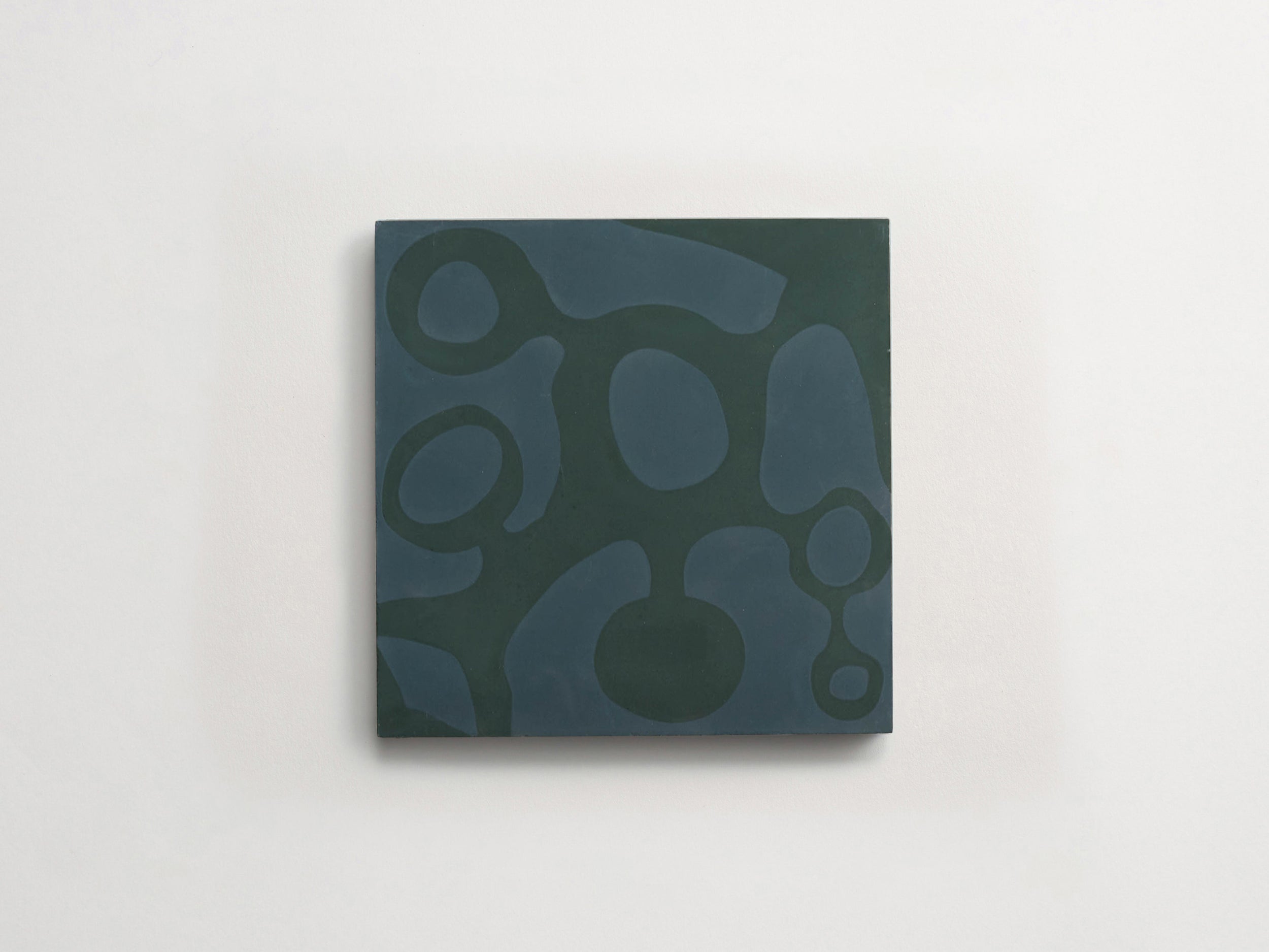 AC10283-cle-tile-cement-artist-collection-ruan-hoffman-arrow-dynamic-mallard-forest-single-3000x2250-300dpi.jpg