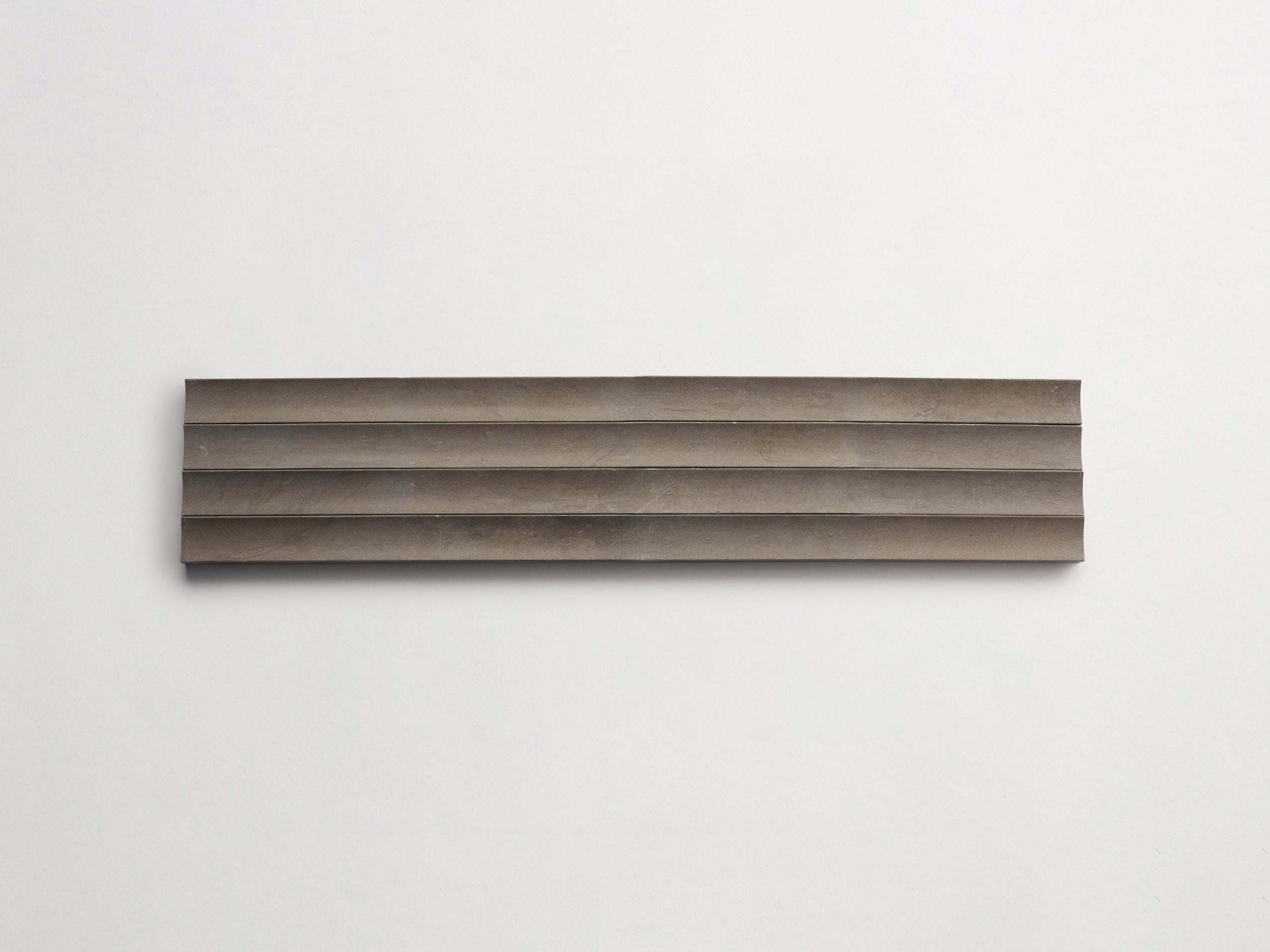 cle-tile-stone-lapidary-etui-grand-4up-cashmere-grey-3000x2250-300dpi.jpg