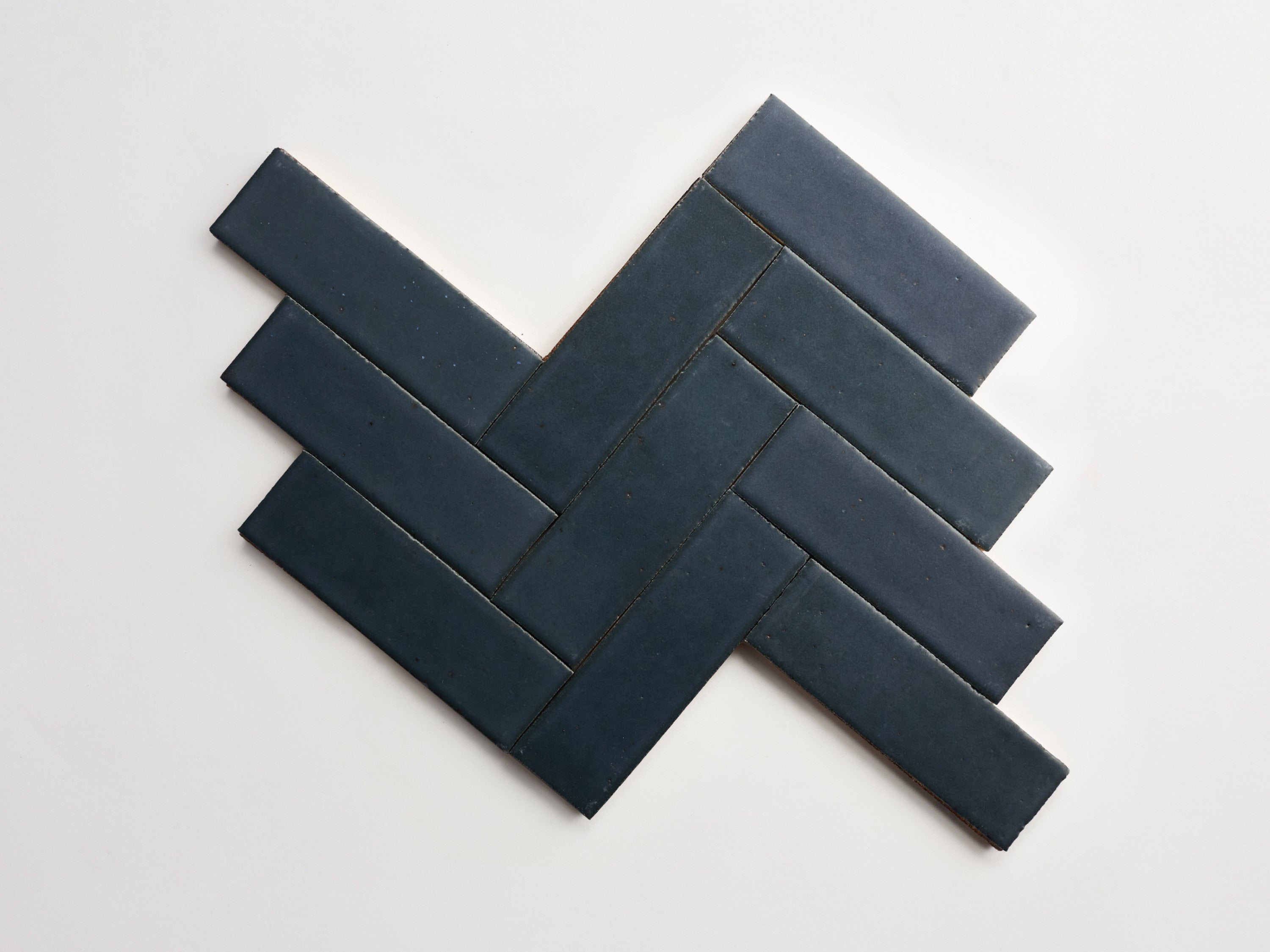 Navy blue tile | 2x8 | Denimcraft collection | Overalls | clé