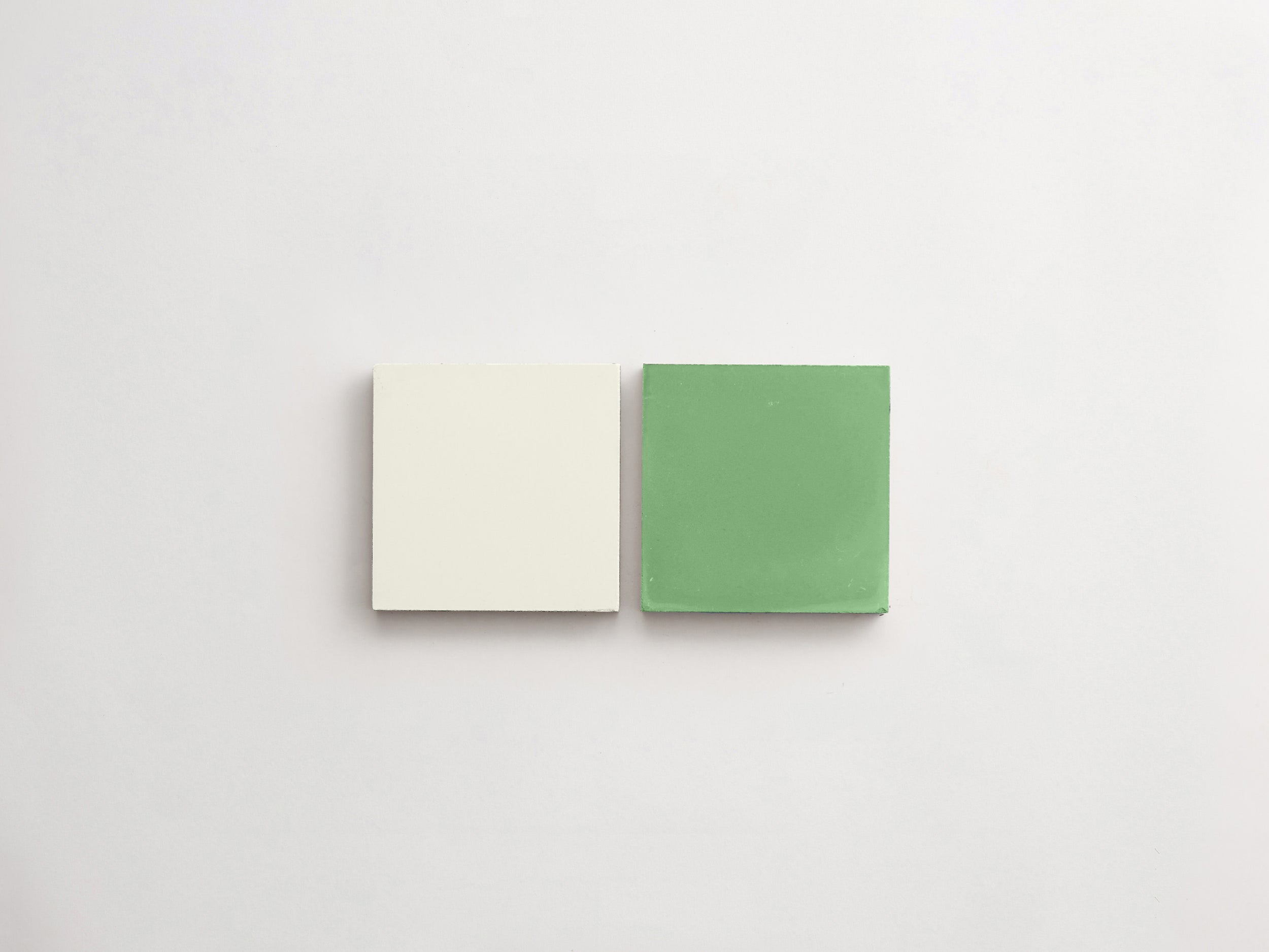 C30272-cle-tile-cement-mythology-foxglove-4x4-duos-side-by-side-paste-nettle-3000x2250.jpg