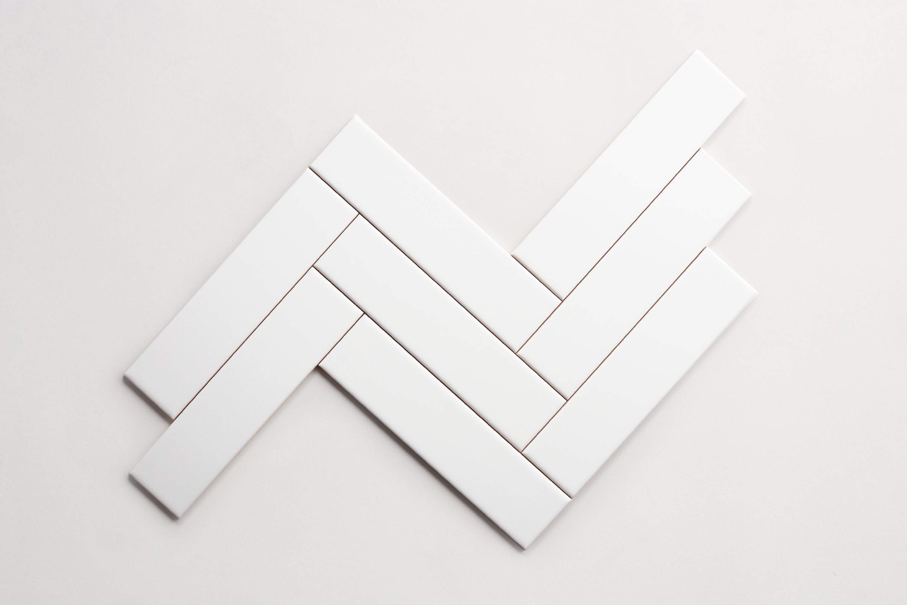 clé tile | ceramic | white | 2