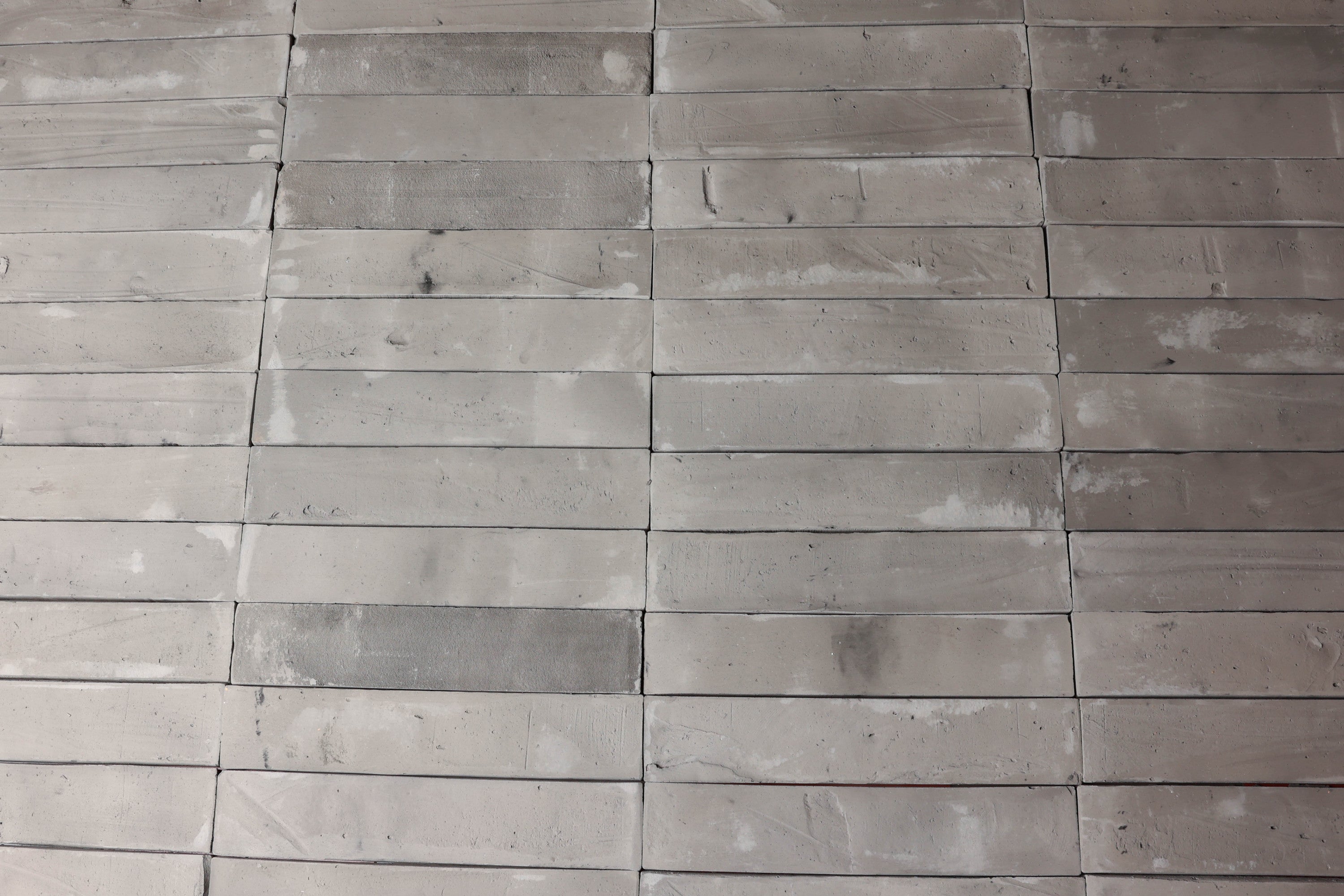 fornace brioni + cristina celestino | grey cotto Ø1 | listello