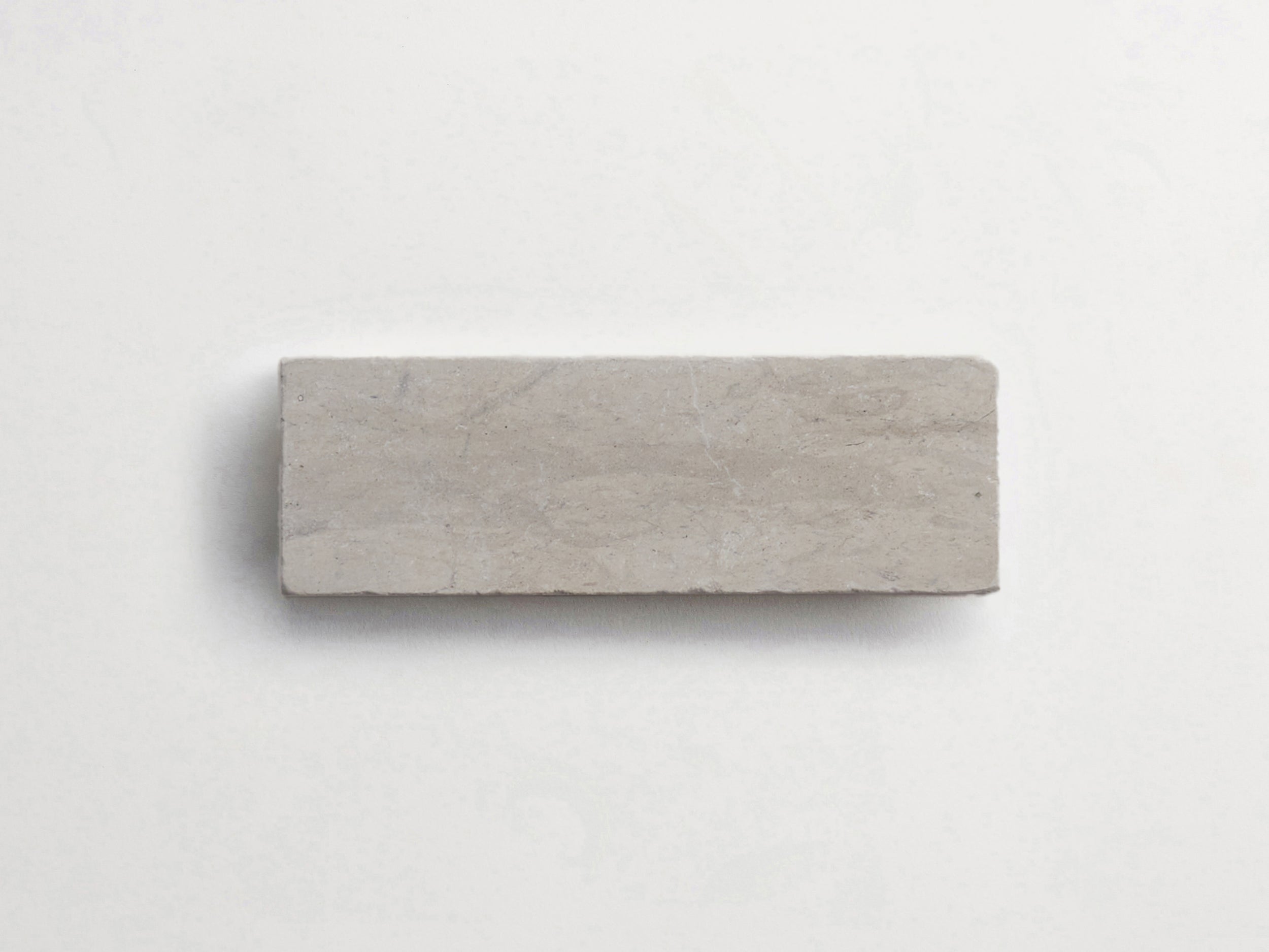 cle-tile-stone-tumbled-lapidary-baguette-single-alapaca-grey-3000x2250-300dpi.jpg