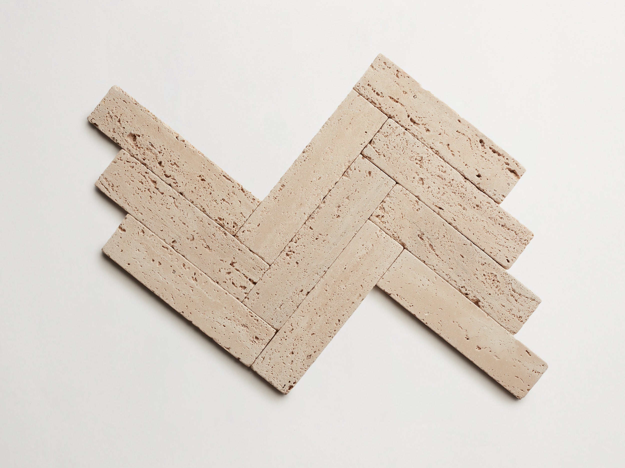 cle-tile-stone-tumbled-lapidary-beige-travertine-cigar-herringbone-3000x3000-300dpi.jpg