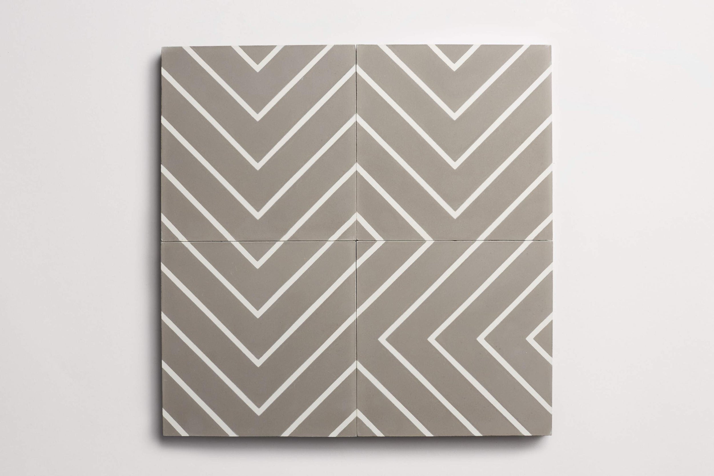 enith_metal_white_stripes__overhead_4up_overhead_main_3600x2400_c21689.jpg