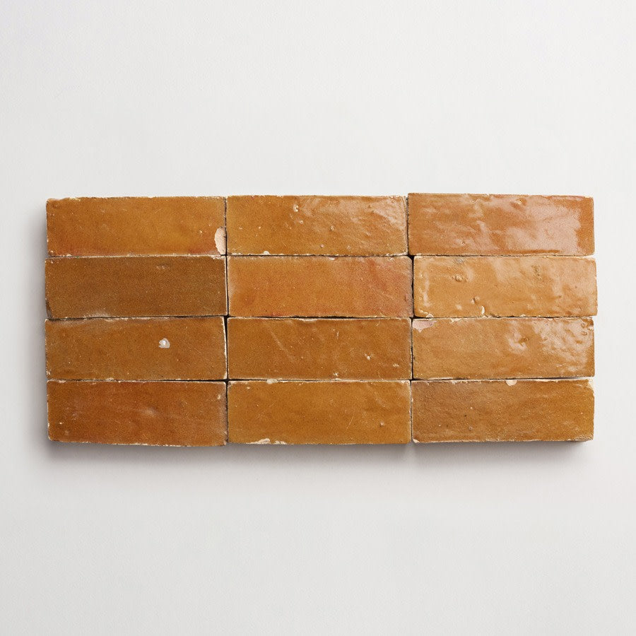 brown zellige tile | moroccan | golden henna subway | clé