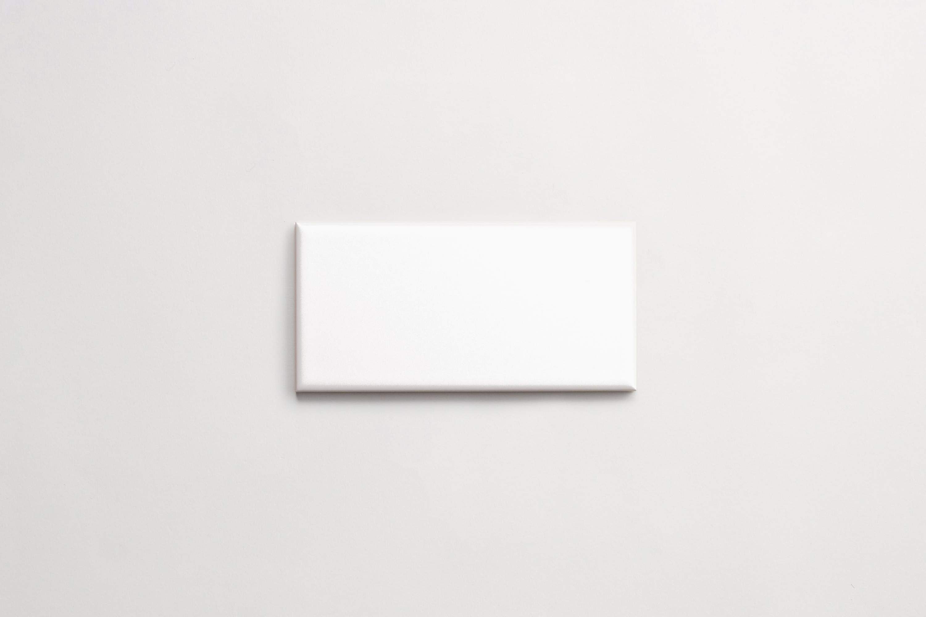 clé tile | ceramic | white | 3