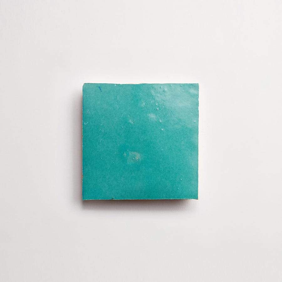 z10033_cle_tile_zellige_color_forgottenturquoise__4x4_single_overhead_main_900x900_5.jpg