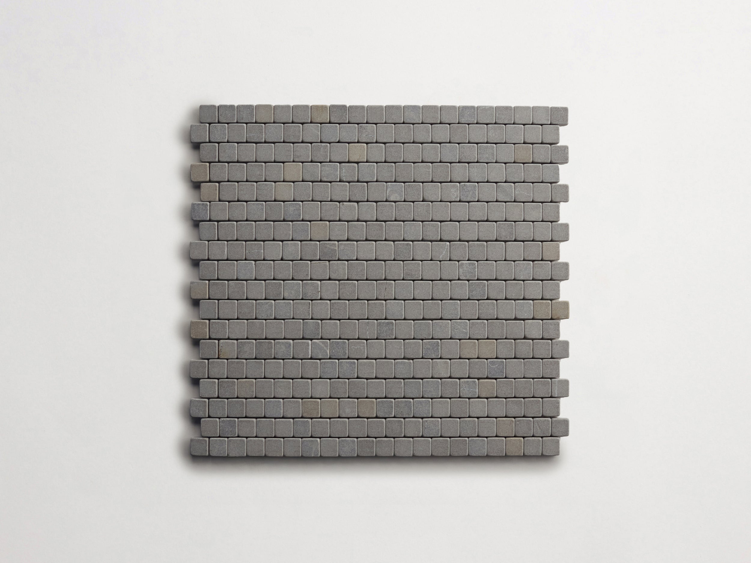 LP0472cle-tile-stone-lapidary-confetti-tumbled-cashmere-grey-3000x2250-300dpi.jpg