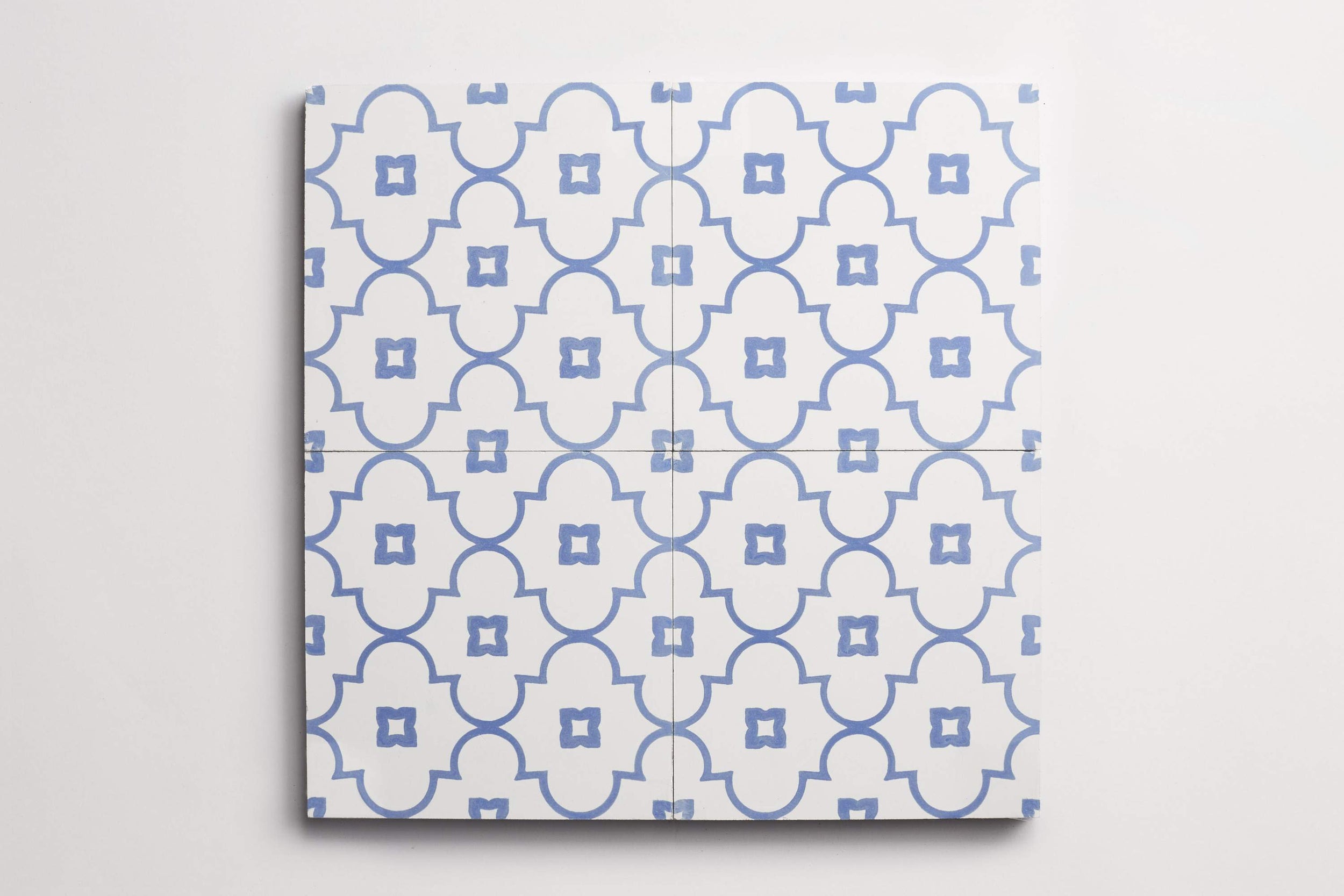 itarabesque_nauticalblue_white_overhead_4up_main_3600x2400_3f8fd793-d12e-45d5-aec9-eda5dcad57a0.jpg
