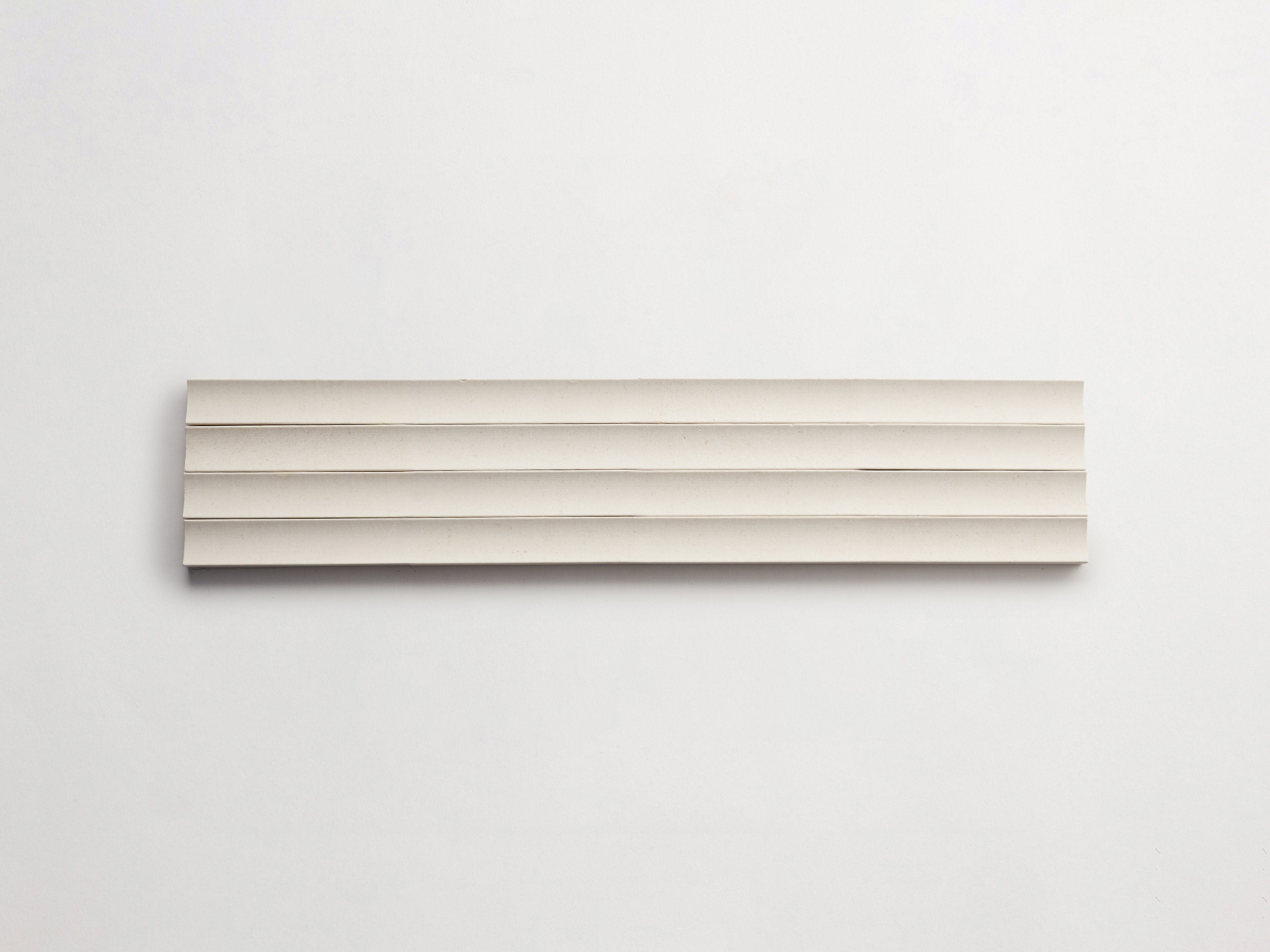 リキッドクレンズ、デイリービルド fluted 3d-tiles | white limestone | lapidary etui grand | clé