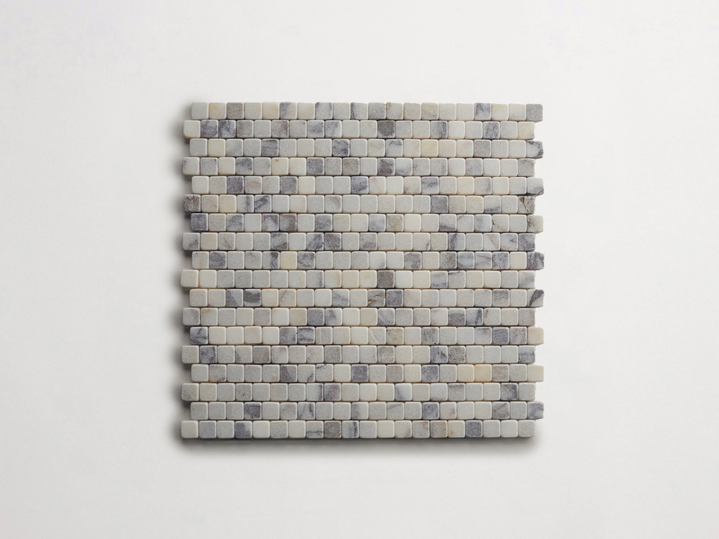 LP0460-cle-tile-stone-lapidary-confetti-tumbled-calacatta-viola-3000x2250-300dpi.jpg